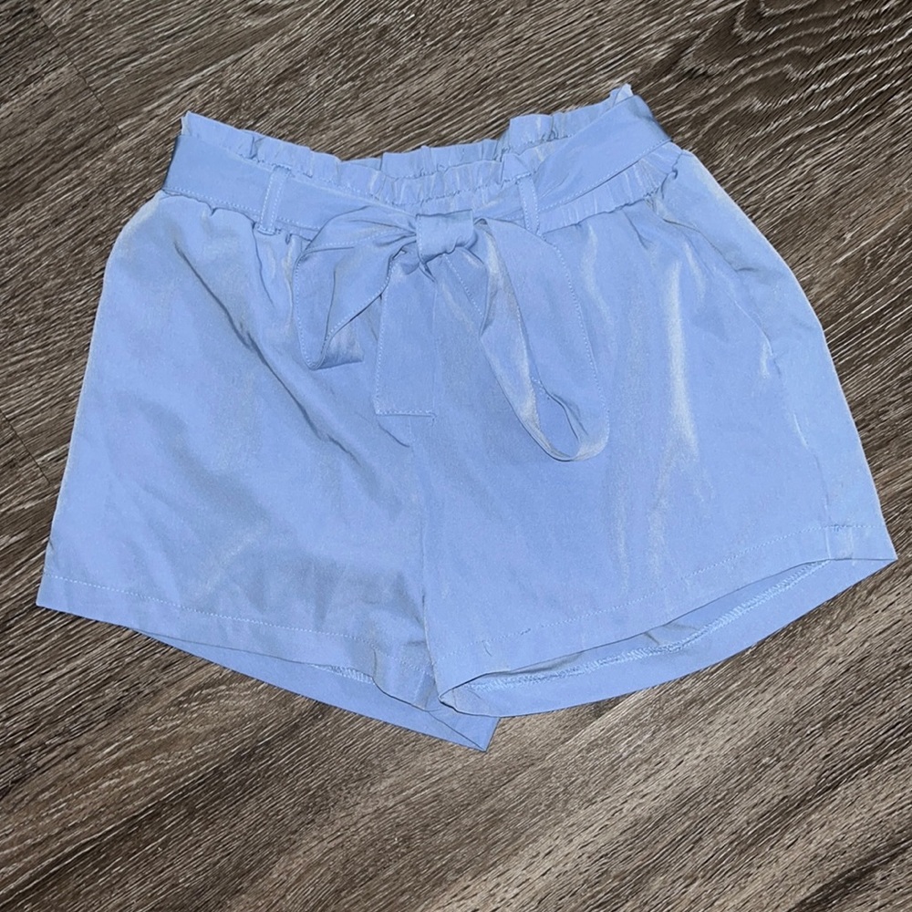 Perfect for pool or beach ! Silky material